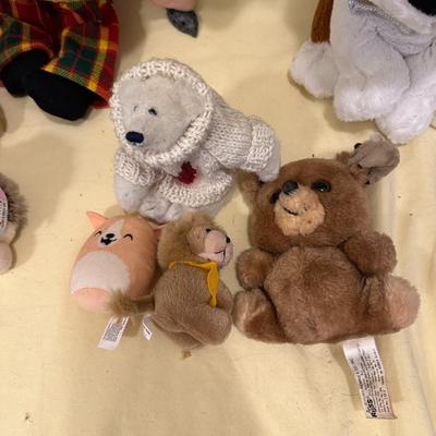 Lot of Mixed Stuffed Animals