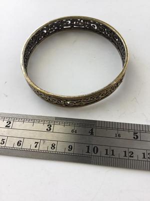 Bronze tone fashion bracelet