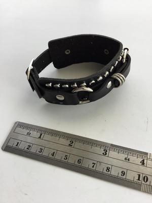 Buckle fashion bracelet