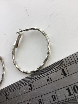 Unmarked silver tone fashion hoops