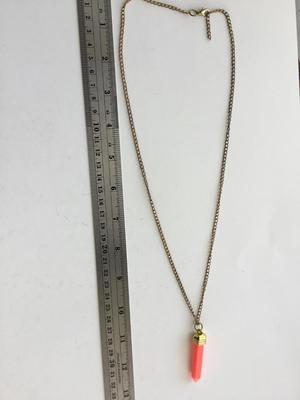 Beautiful coral faux fashion necklace