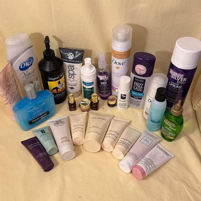 Assorted Bathroom Personal Care Items & Blow Dryer (tested/works)