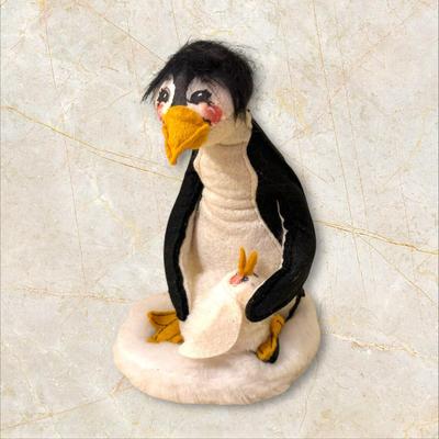 Annalee Vintage Mobilitee Dolls #3: Penguin with Baby, Meredith, NH USA 1993