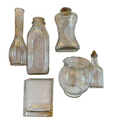 Lot of Mixed Glass Pieces