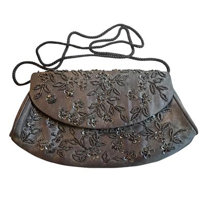 3 Black Clutch Handbags for Evening Wear