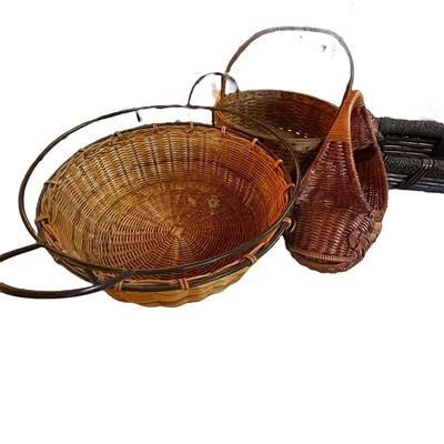 Lot of 4 Baskets, 1 is a Fish, one with Wood Bottom
