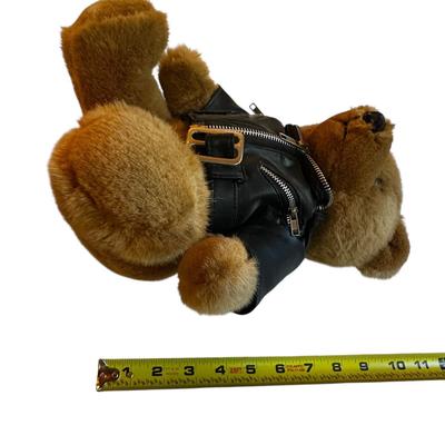 A Bunch o' Bears, Stuffed and Loved