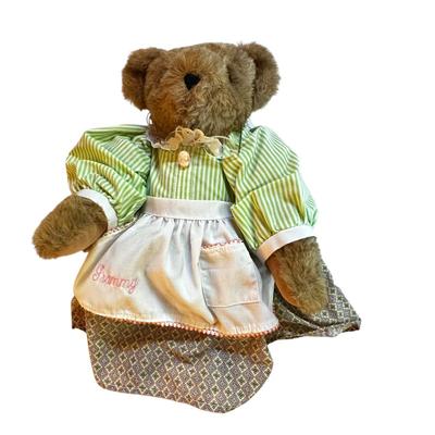 A Bunch o' Bears, Stuffed and Loved