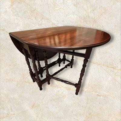 Vintage Gateleg Drop Leaf Table