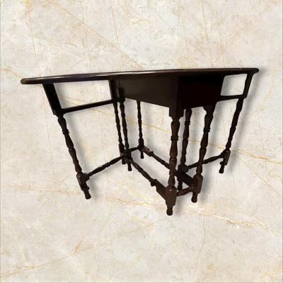 Vintage Gateleg Drop Leaf Table