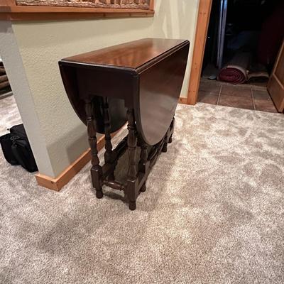 Vintage Gateleg Drop Leaf Table