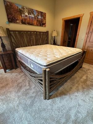 King Log Bed Frame (BR4)