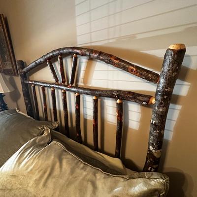 Queen Rustic Cabin Wooden Log / Twig Bed Frame with Headboard and Footboard (BR2)