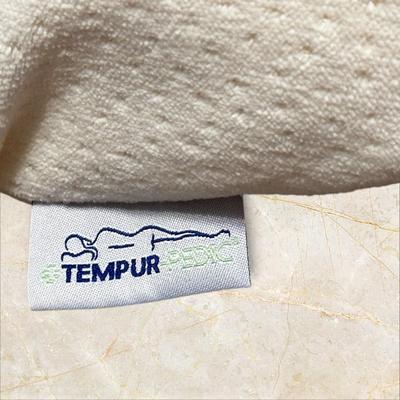 Tempur-pedic Pillow, Queen, with ZIppered Pillow Cover