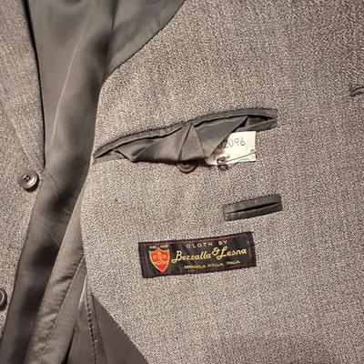 Lot of 5 Mens Suit Jackets