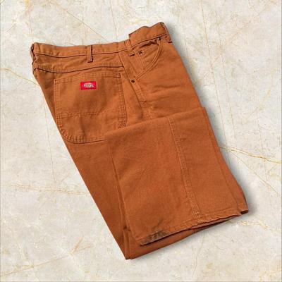 *Womens Lot of Tops & 1 Pair of Dickies!