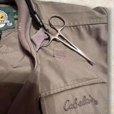 Cabela's Fishing Vest with Pockets Galore +Accessories Size Large