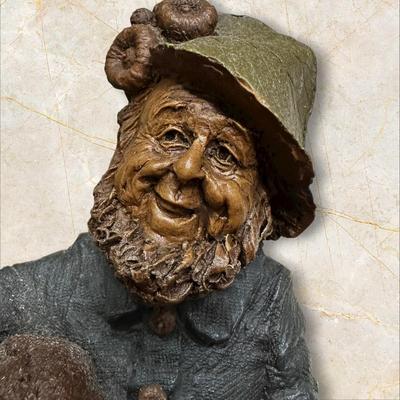 *Tom Clark Figurine "Duncan" 1989 7" Tall