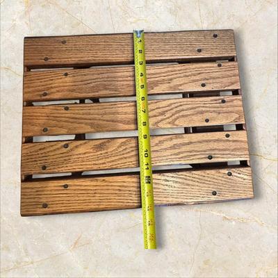 *Wood End / Side Table with Log Legs