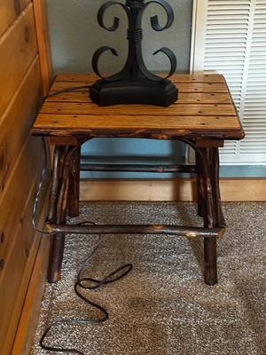*Wood End / Side Table with Log Legs