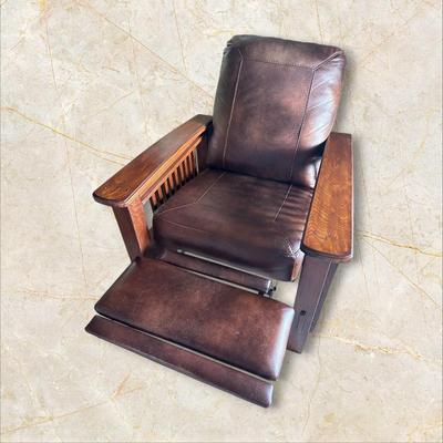 Mission Style Full Reclining Recliner Chair with Wood Arms