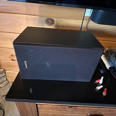 2 Sony Speakers