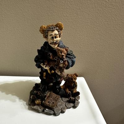 Boyds Bears and Friends Figurine 5" Tall