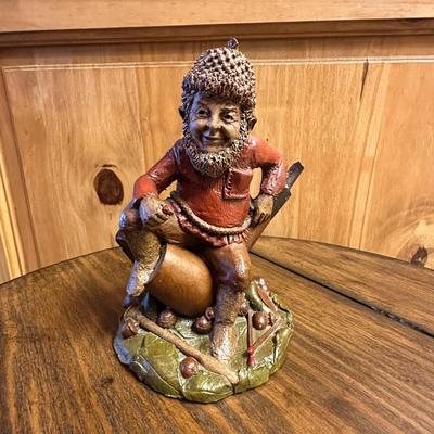 Tom Clark Figurine (broken off piece) "Smoky 1983" 6.5" Tall
