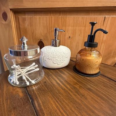 3 Bathroom Accessories