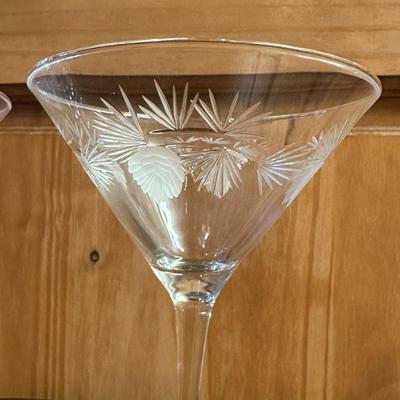 2 Martini Glasses with Etched Pine Cones