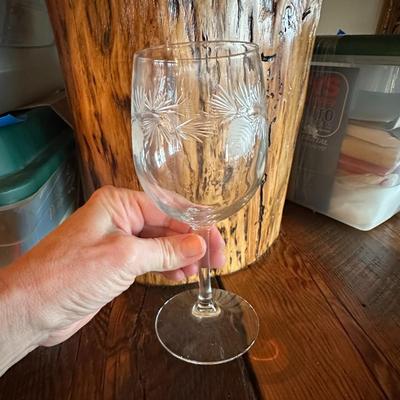 Set of 10 Wine Glasses & Carafe w Etched Pine Cones