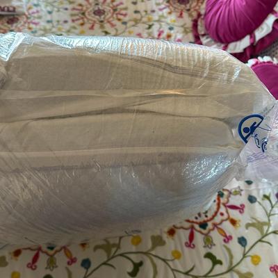 Bundle of 4 Pillows