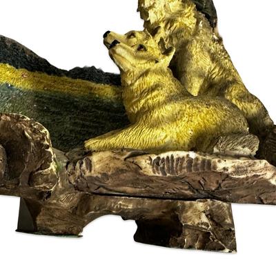 Vintage 3D Eagle and Wolves Artwork Plate with Mountains