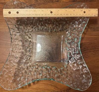 Vintage Textured Art Glass Dish/Bowl w Wavy Rim
