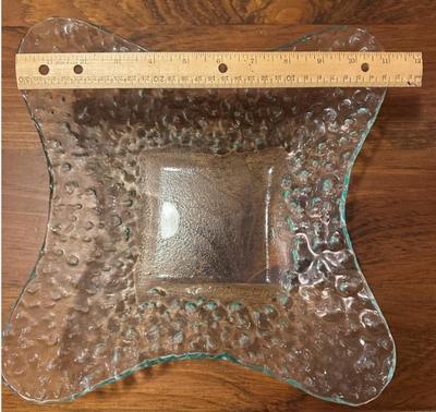 Vintage Textured Art Glass Dish/Bowl w Wavy Rim