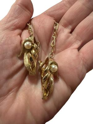 Lot of 6 Vintage Brooches, Stick Pin and Sweater Guard/Dress Clip
