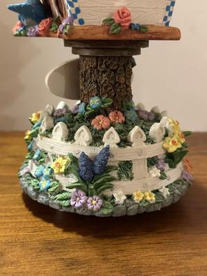 Lot of 2 Resin BIrd Items- Music Box Birdhouse "Welcome" and Figurine