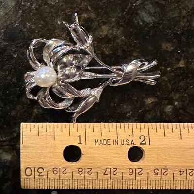 925 Silver Floral Pin/Brooch with Pearl