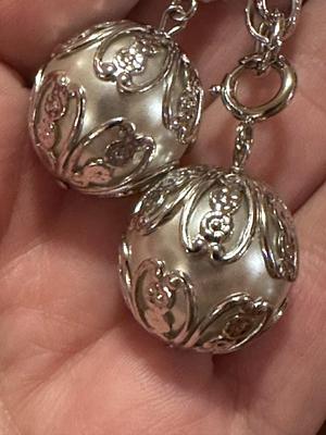 Variety of Jewelry Lot with Daisies and Dragonfly / Monet, Sarah Cov