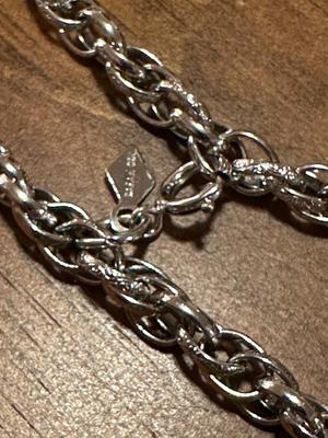 Variety of Jewelry Lot with Daisies and Dragonfly / Monet, Sarah Cov