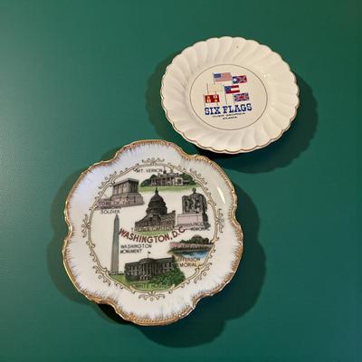 Souvenir Plate Lot of 2 Washington DC & Six Flags Over Georgia