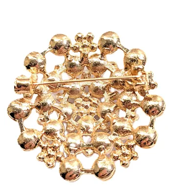 **NEW ARRIVAL** "CIRCLE OF PEARLS" BROOCH (1½" Diam.) with "Star Jeweled Clusters" on a Gold Tone Setting