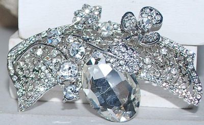 Large Banner-Style Floral Spray BROOCH/PENDANT (3" x 1¾") with Petal, Branches, Leaves and Oval Faceted Main Stone on a Silver...