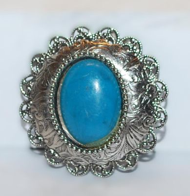 VINTAGE AQUAMARINE CABOCHON BROOCH (1½" x 1½") on a Silver Tone Setting