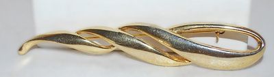 Gold Colored Long "TWISTED" BROOCH (3½" x ¾") on a Gold Tone Setting