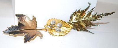 Collection of 3 LEAF BROOCHES - Various Shades & Colors (2¾" to 1½")