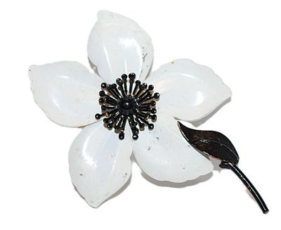 VINTAGE Large WHITE FLOWER BROOCH (3¾" x 2½") with BLACK Center & Stem and Gold Tone Pin
