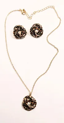 *** NEW ARRIVAL *** Knotted "SPOTTED TIGER" JEWELRY SET with NECKLACE (18" L + Black Spots, Gold Tone Chain / Lobster...