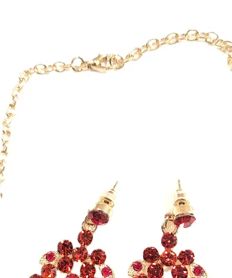 *** NEW ARRIVAL *** BEAUTIFUL & Showy "RED SPRAY" NECKLACE (18" L, Segmented, Red Round Stones, Gold Tone Chain +...