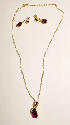 RED PEAR Shaped Beveled Glass Stone JEWELRY SET with NECKLACE (15" L, Jeweled Side "Swirl" Accent Pendant + GOLD Tone...